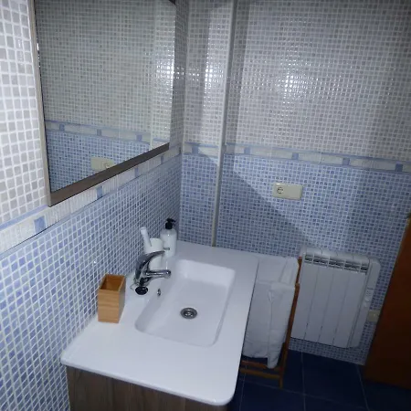 Eras * 卡马雷纳德拉谢拉